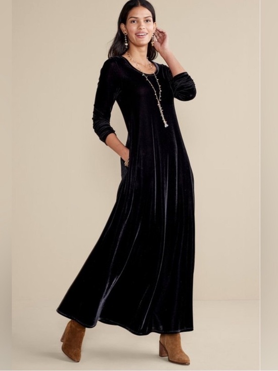 Soft Surroundings Dresses & Skirts - Soft Surroundings Santiago Black Velvet Maxi Dress Long Sleeve Size 3X NWT